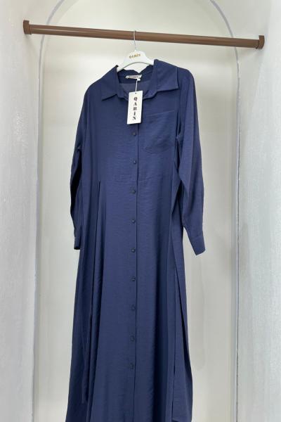 Petra Elbise Lacivert